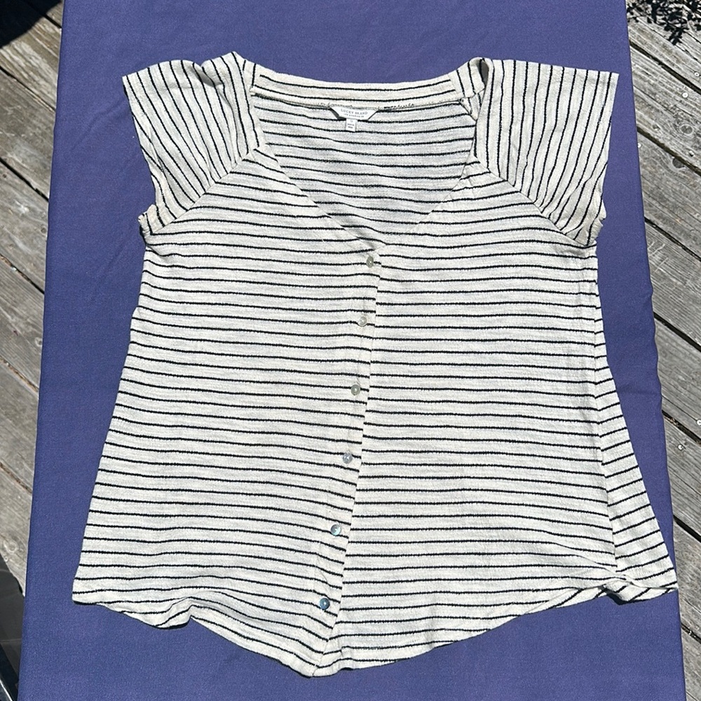 Lucky Brand Terry Cotton Cap Sleeve abalone button Up blouse Blk/white stripe S